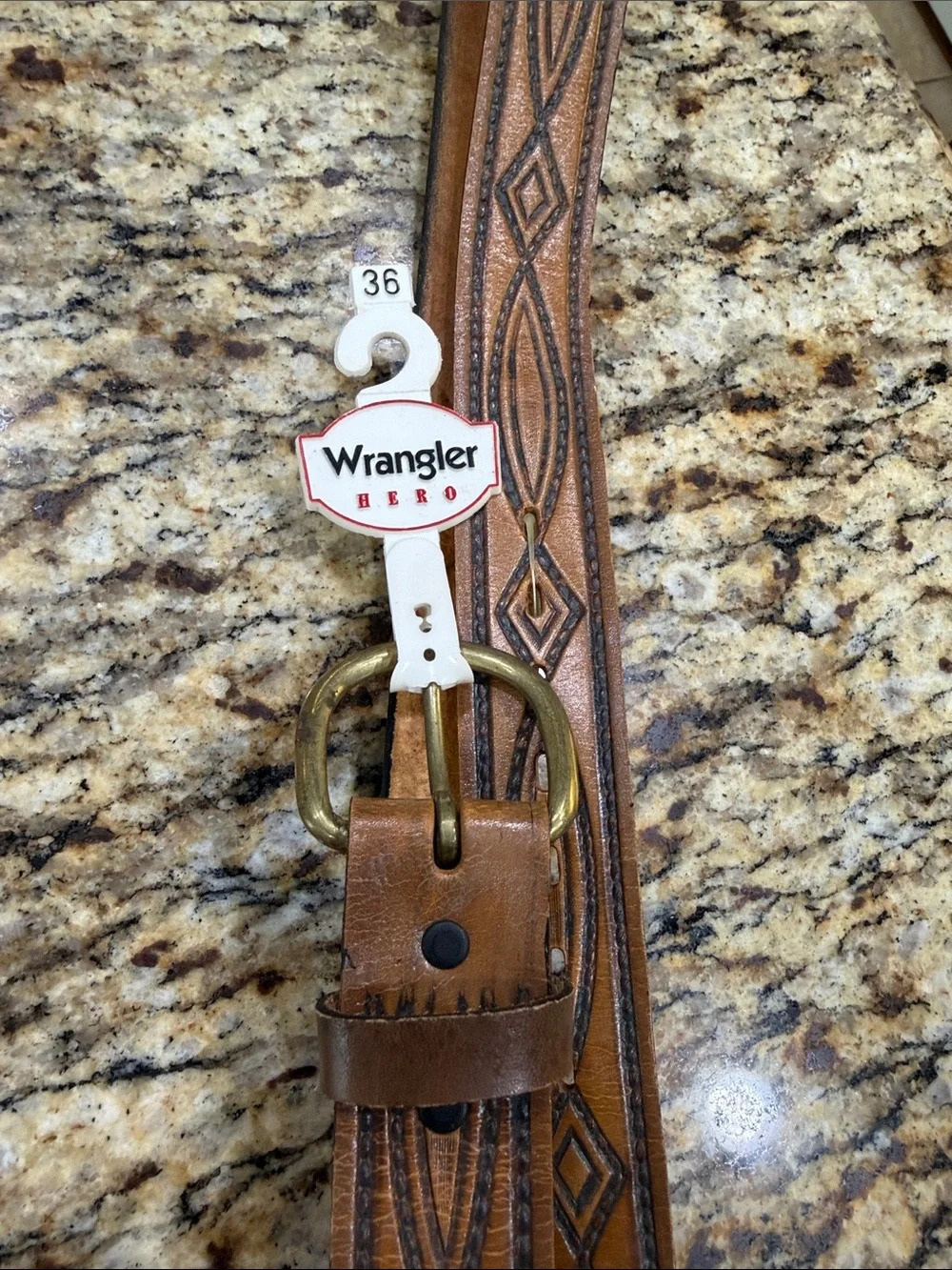 Women’s Wrangler Leather Belt in Warm Brown with Brass Buckle
